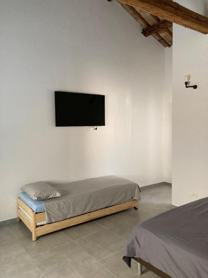 Al Ruderino Hotell Comacchio Exteriör bild